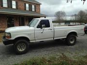 ford f-250 Ford F-250 XL Standard Cab Pickup 2-Door