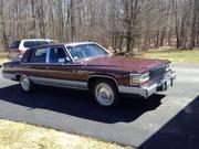 Cadillac 1990 Cadillac Fleetwood d' Elegance Sedan 4-Door