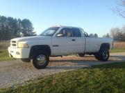 Dodge 2002 Dodge Ram 3500 SLT