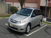 2008 Toyota Toyota Sienna LE Mini Passenger Van 5-Door