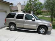 CADILLAC ESCALADE Cadillac Escalade Base A.W.D. 4 doors - seats 8