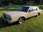 1988 Lincoln Lincoln Town Car Signature Series