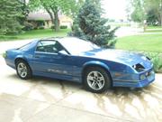 Chevrolet 1986 Chevrolet Camaro IROC Z28 V8 305