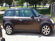 Mini Cooper 1.6-liter,  16-v