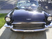 1957 Ford Thunderbird