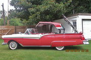 1957 Ford Fairlane SKYLINER