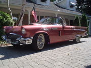 1957 Ford Thunderbird