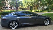 2013 Tesla Model S85