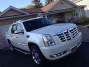 2010 Cadillac Escalade EXT ESCALADE