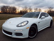 2014 Porsche Panamera 4