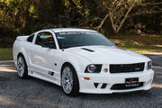 2005 Ford Mustang GT Coupe 2-Door