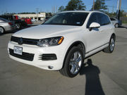 2011 Volkswagen Touareg TDI Sport Utility 4-Door