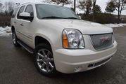 2011 GMC Yukon AWD DENALI-EDITION Sport Utility 4-Door