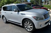 2011 Infiniti QX56 --